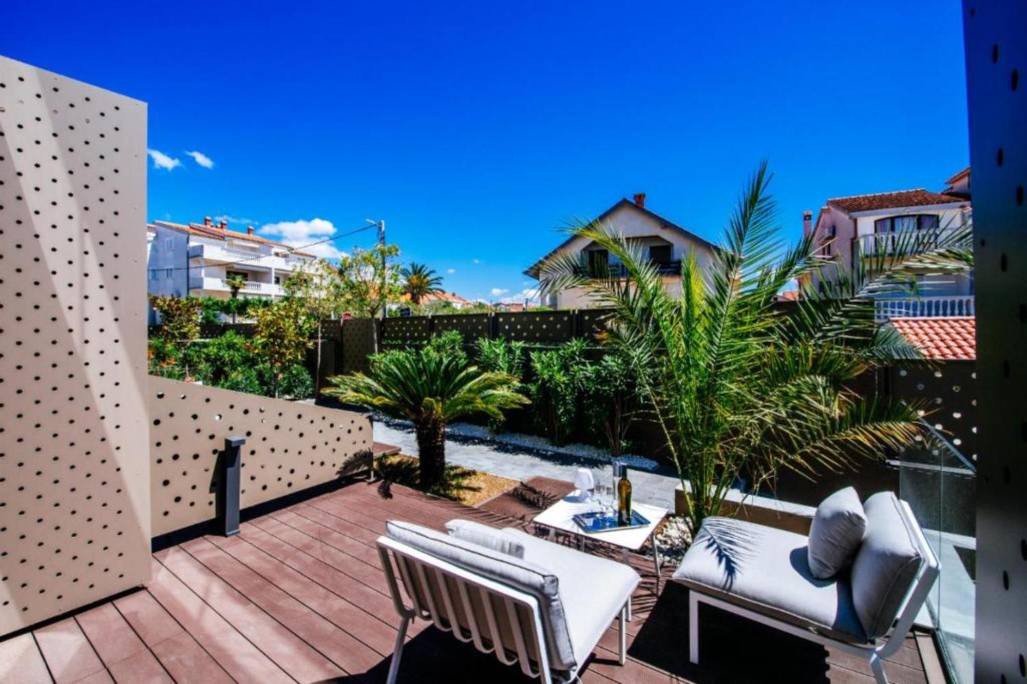 Dedaj Resort - Villa Almaro زادار الغرفة الصورة